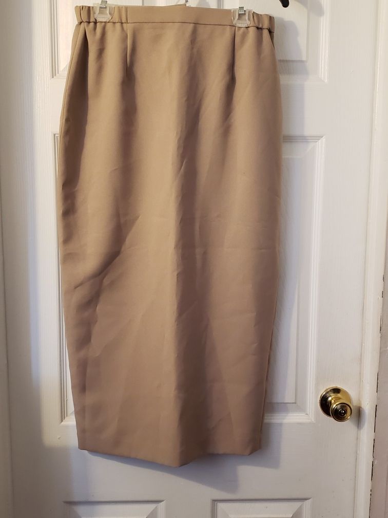 Dress Suit (NEW) - photo 2
