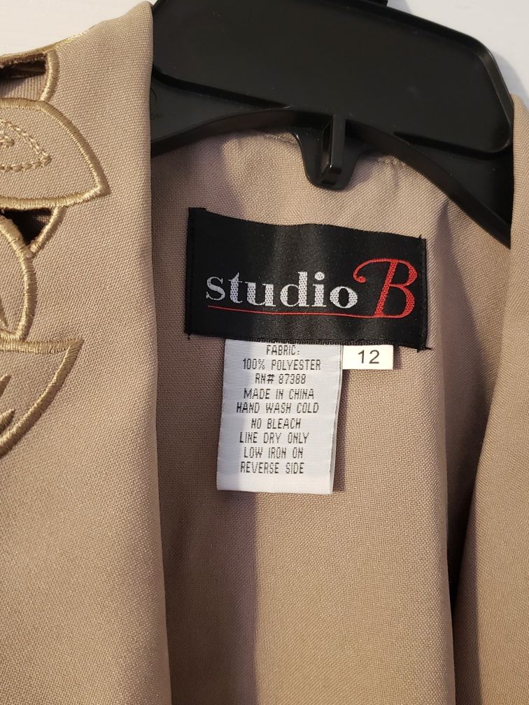 Dress Suit (NEW) - photo 3
