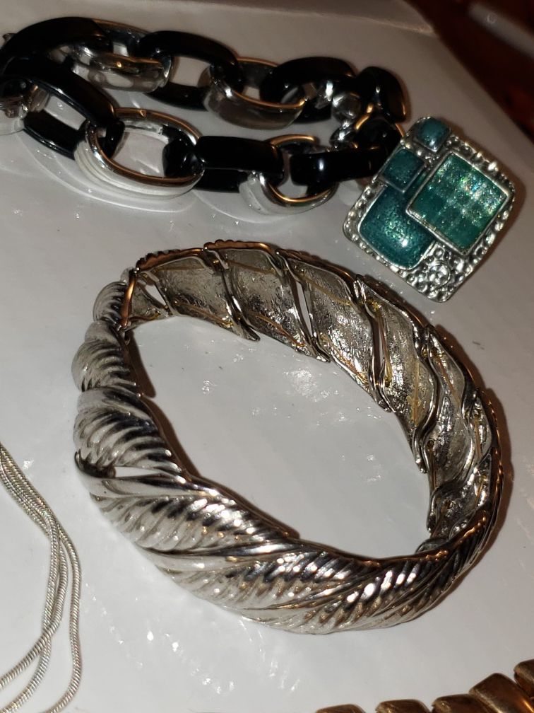Jewelry Bundle $7 for ALL! - photo 3