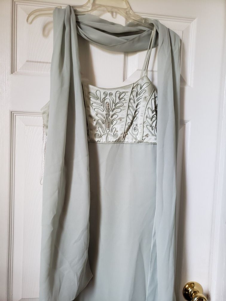Green Dress Size 12 - photo 2