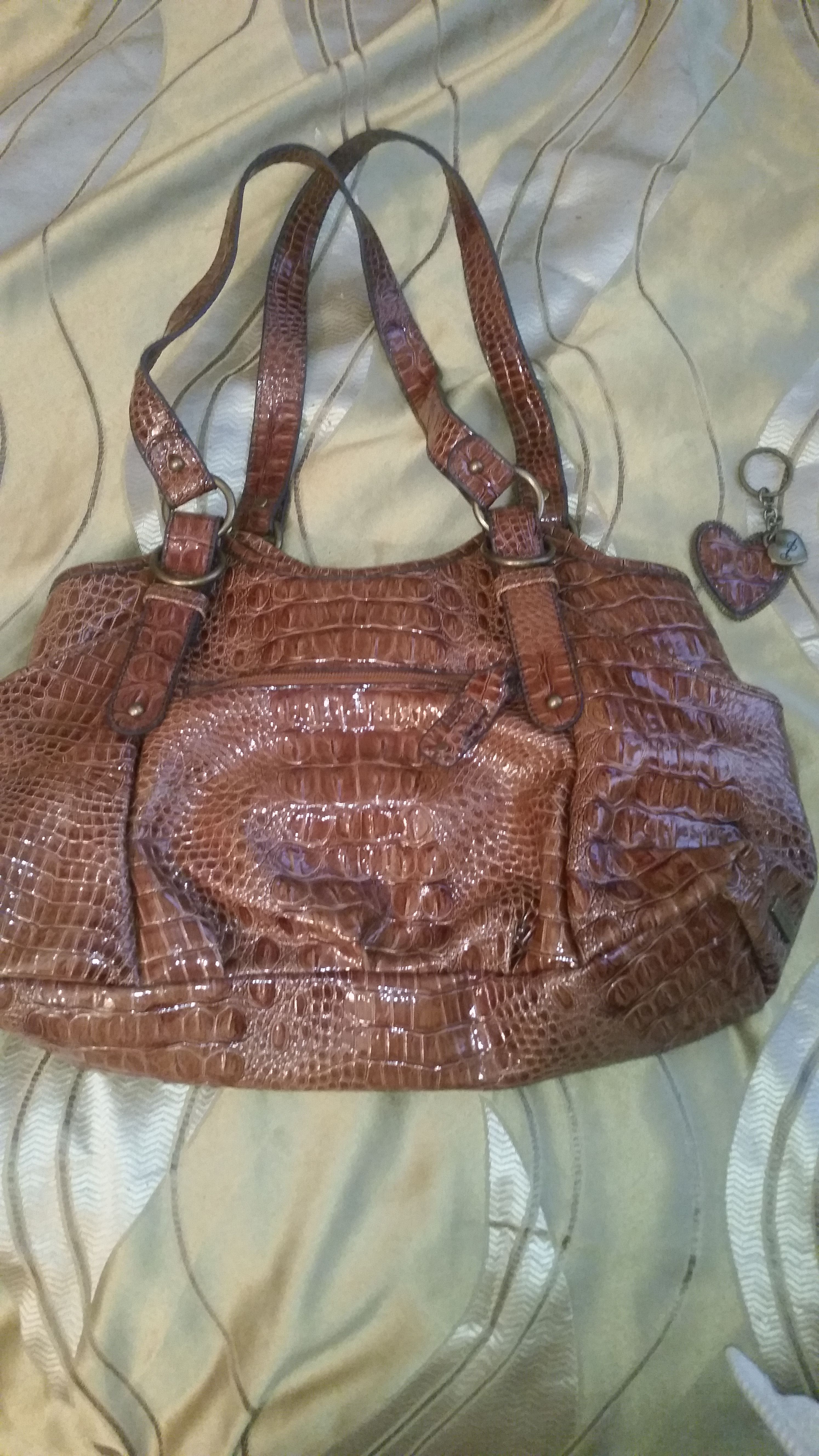Jessica Simpson Shoulder Bag - Brand New with Keychain - photo 3