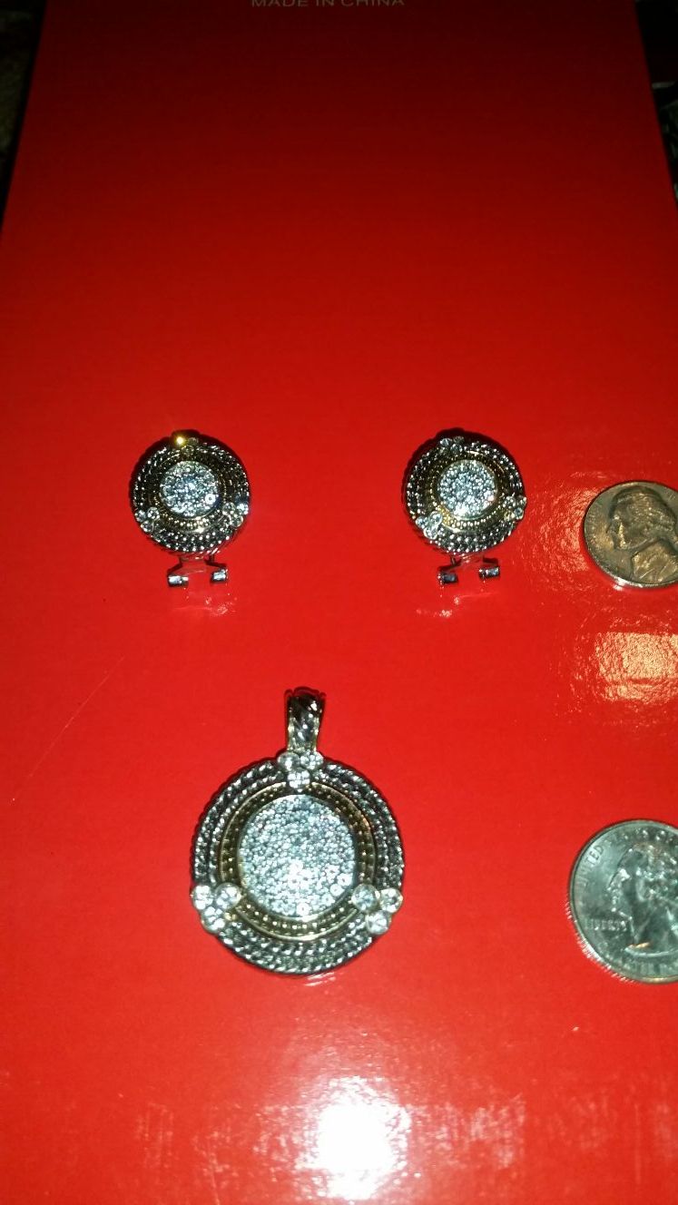 Very Beautiful and Elegant 3pc Set (NEW) - photo 2
