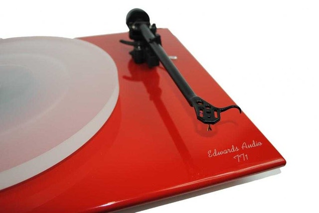 Edwards Audio TT1SE Turntable