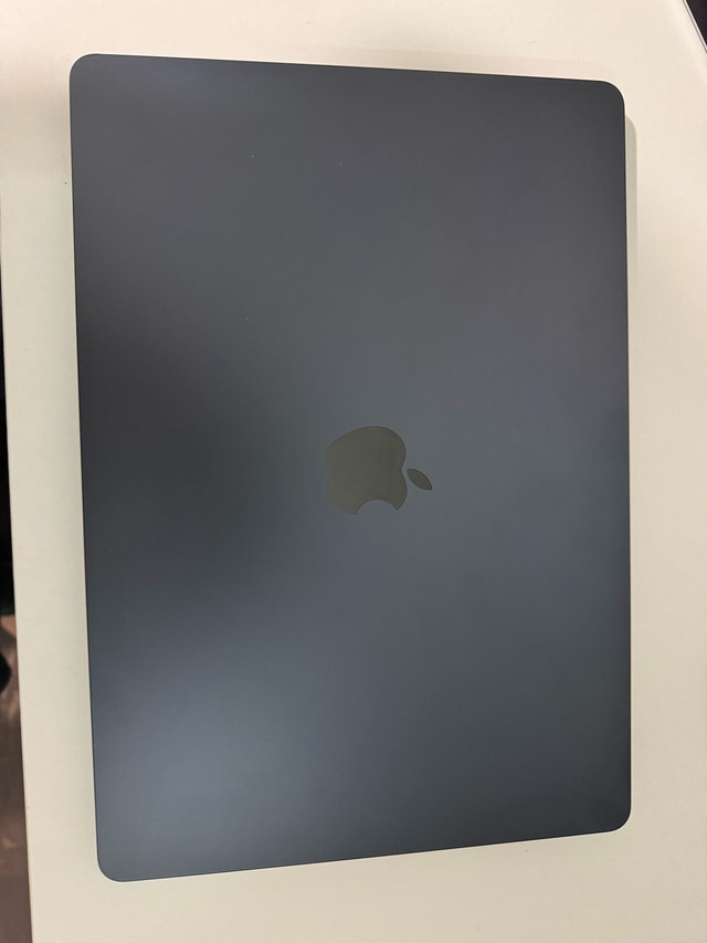 Macbook Air 15 inch M2