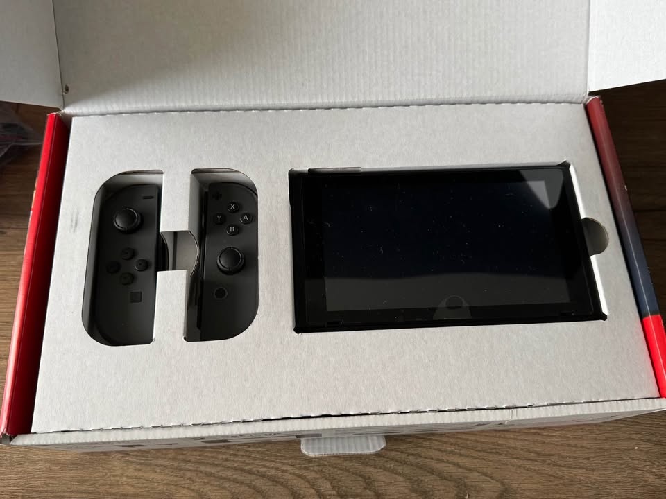 Nintendo Switch Bundle (Grey) - Minecraft, Case - photo 2