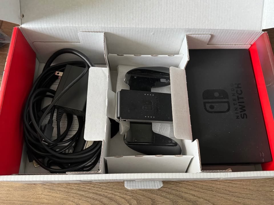 Nintendo Switch Bundle (Grey) - Minecraft, Case - photo 3