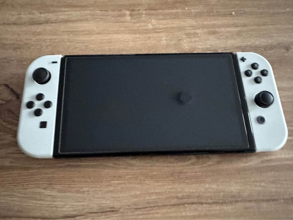 Nintendo Switch OLED Model (White) - photo 2
