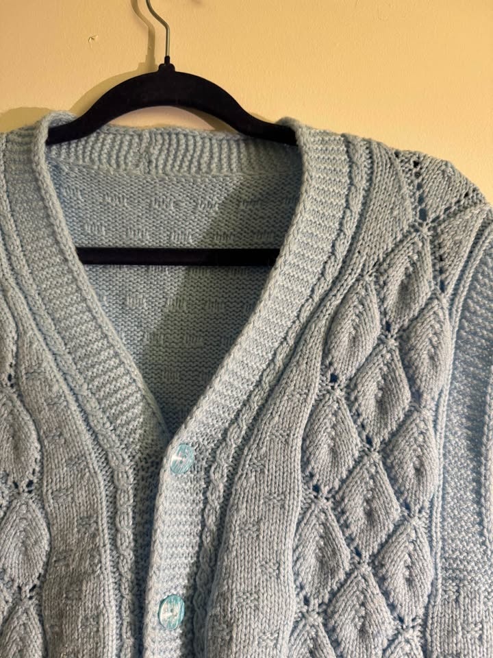 Hand Knit Baby Blue Sweater Vest - photo 3