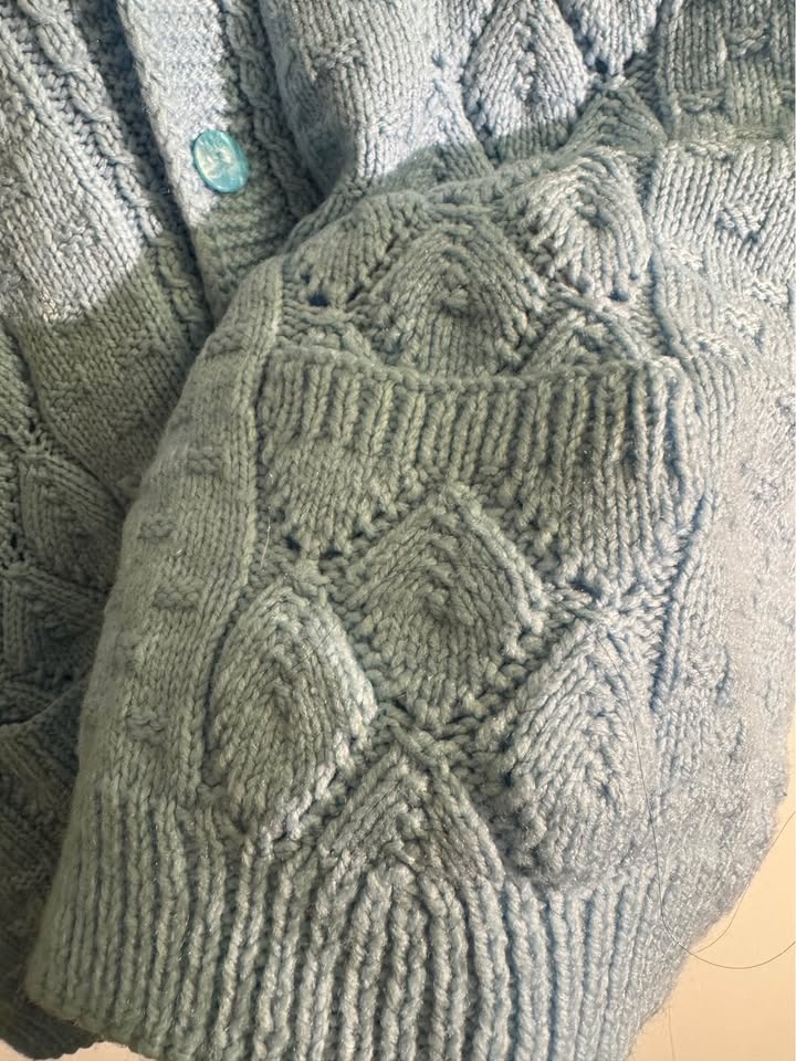 Hand Knit Baby Blue Sweater Vest - photo 4