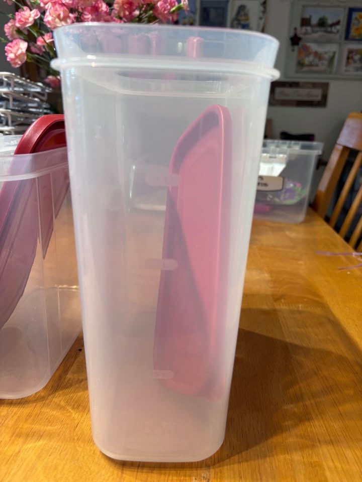 4 Rubbermaid Modular Canisters Food Storage Containers - photo 3
