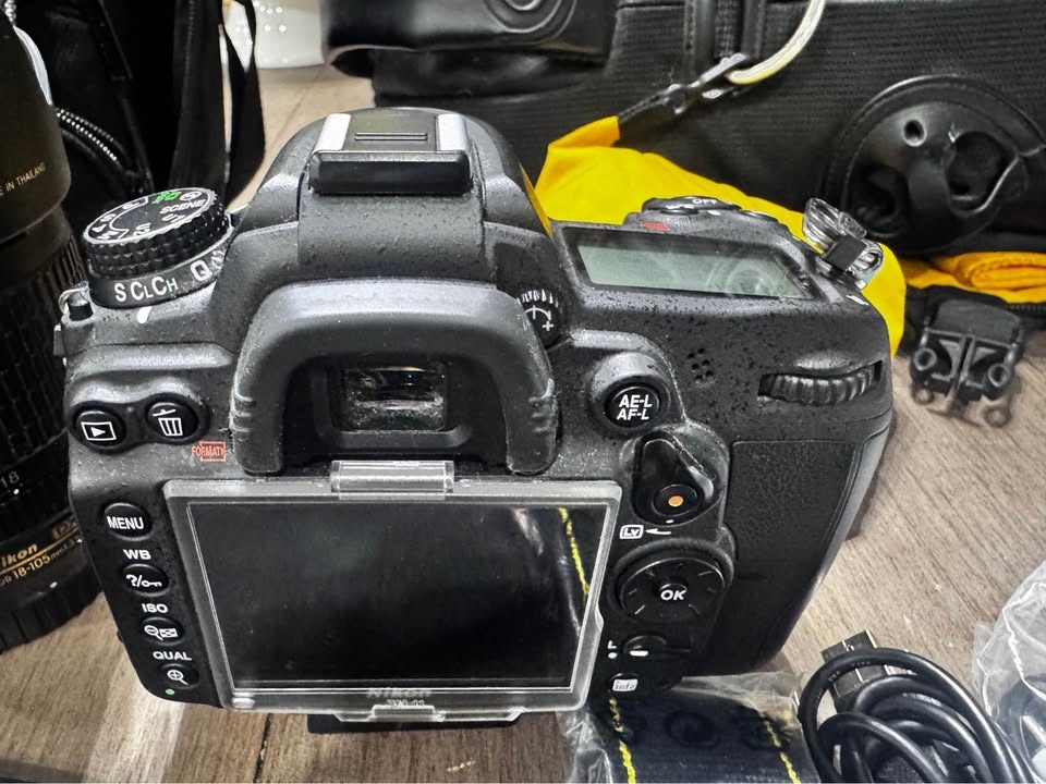 Nikon D7000 DSLR Camera Kit with 18-105mm Lens - photo 3