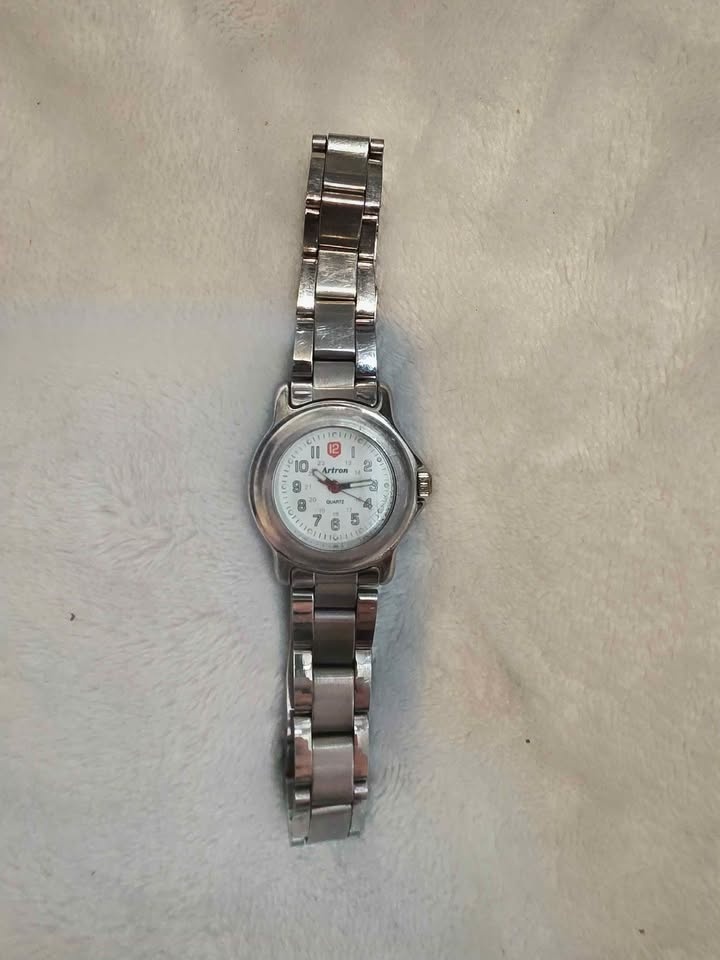 Vintage Artron Watch - photo 2