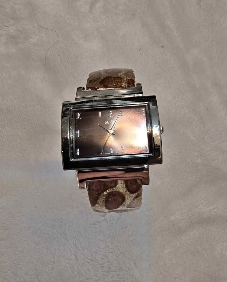 Vintage Suisse Brown Giraffe Print Watch