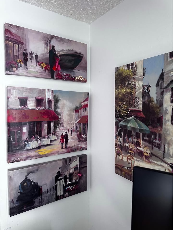 Art in Motion 4 Frames Couple Around the World