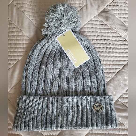 Michael Kors Grey Beanie - photo 2