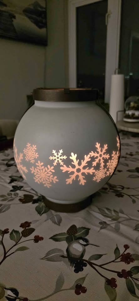 Snowflake Candle Holder