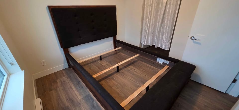 Solid Wood Queen Bed Frame w/ Storage - Ashley Home - photo 2