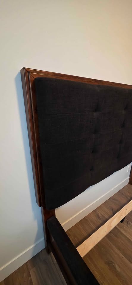 Solid Wood Queen Bed Frame w/ Storage - Ashley Home - photo 3