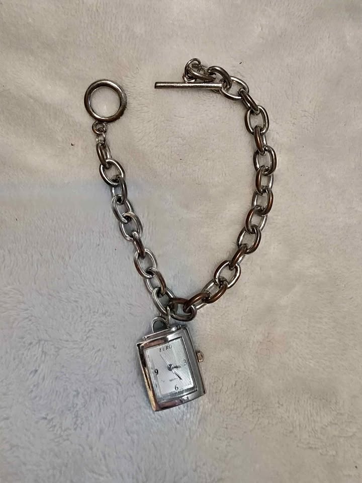 Vintage Charm Chain Bracelet Watch