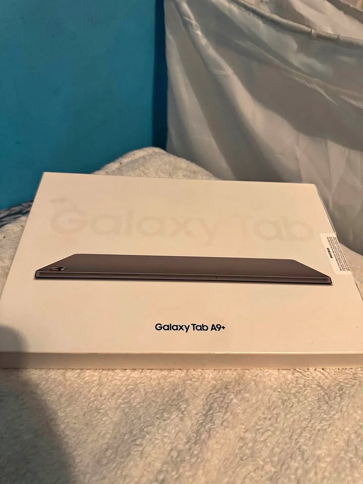 SAMSUNG A9 plus