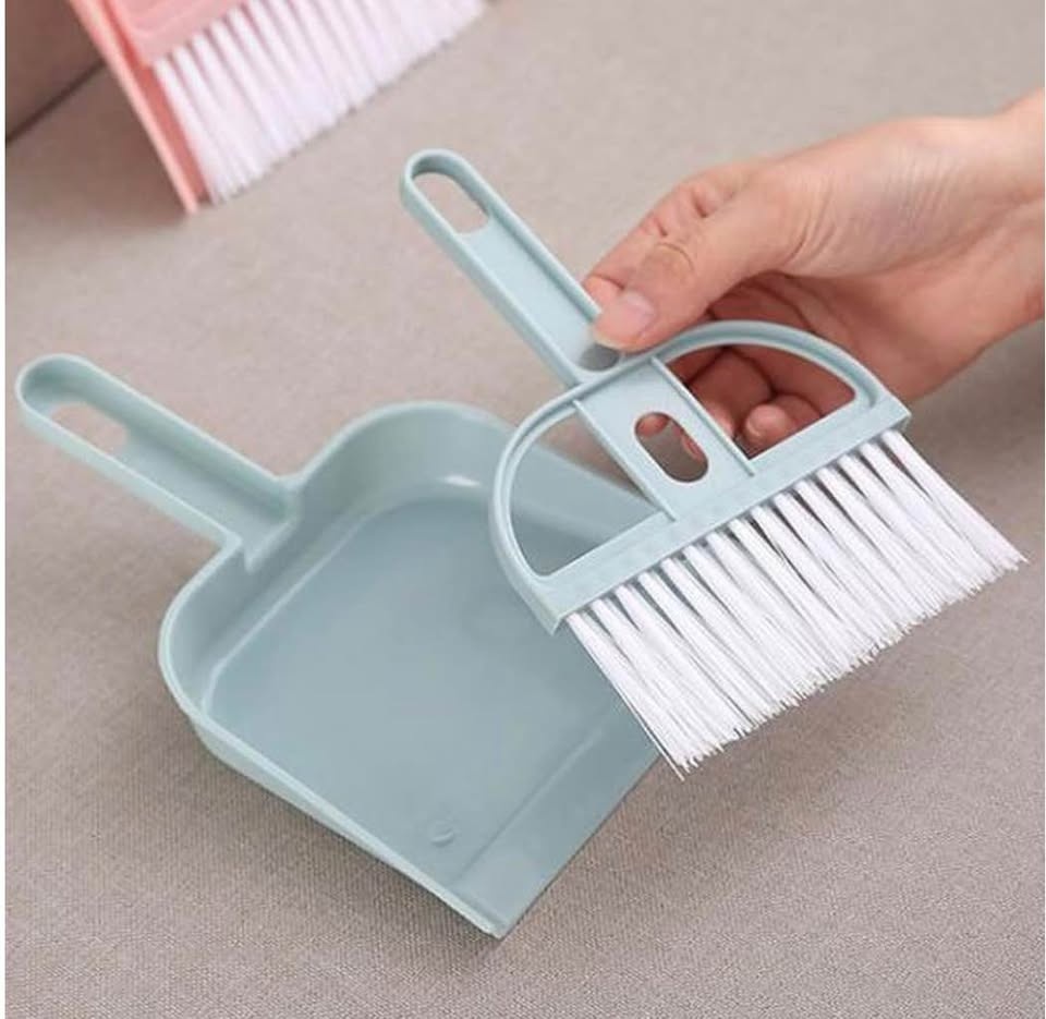 Mini Broom and Dustpan Set - photo 4