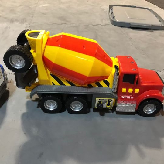Tonka Trucks - Garbage Truck, Tow Truck, Cement Truck - photo 4