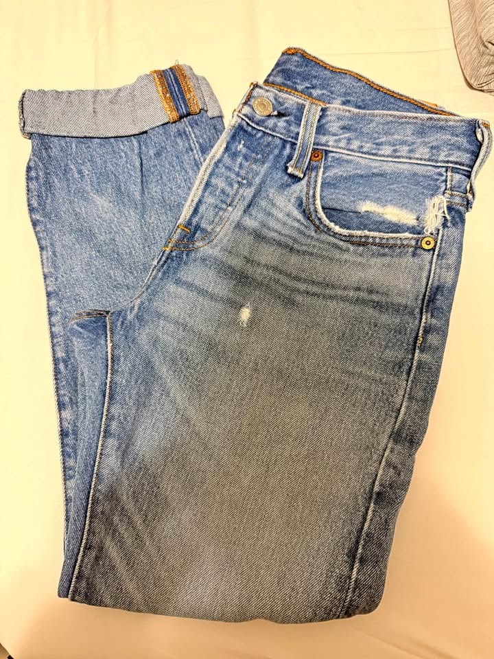 Levis Jeans
