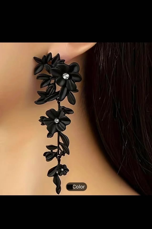 Elegant Flower Leaf Dangle Earrings with Rhinestones