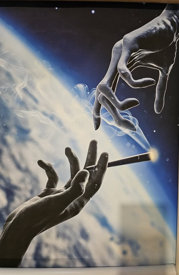 Alien Poster Interesting Creative Outer Space Print Frameless - photo 3