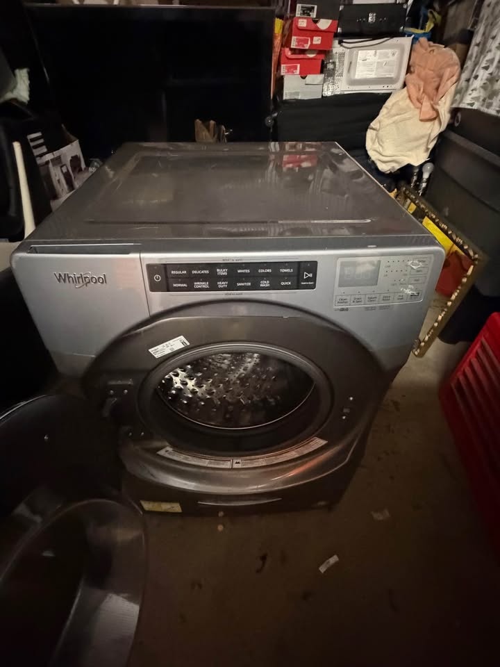Whirlpool Washer & Dryer Set - WFW8620HC / WED8620HC - photo 5