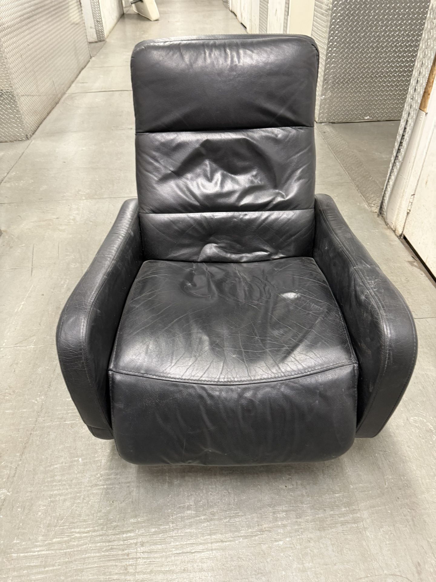 RECLINING LIFT CHAIR