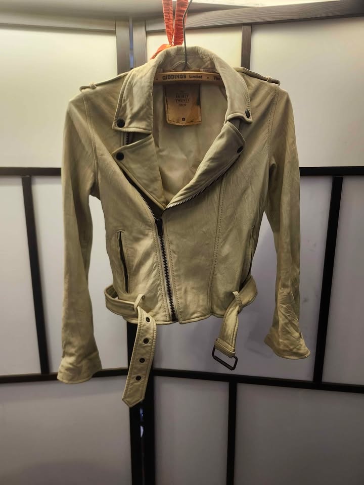 The Eighty Twenty White leather Motorcycle Jacket - photo 2