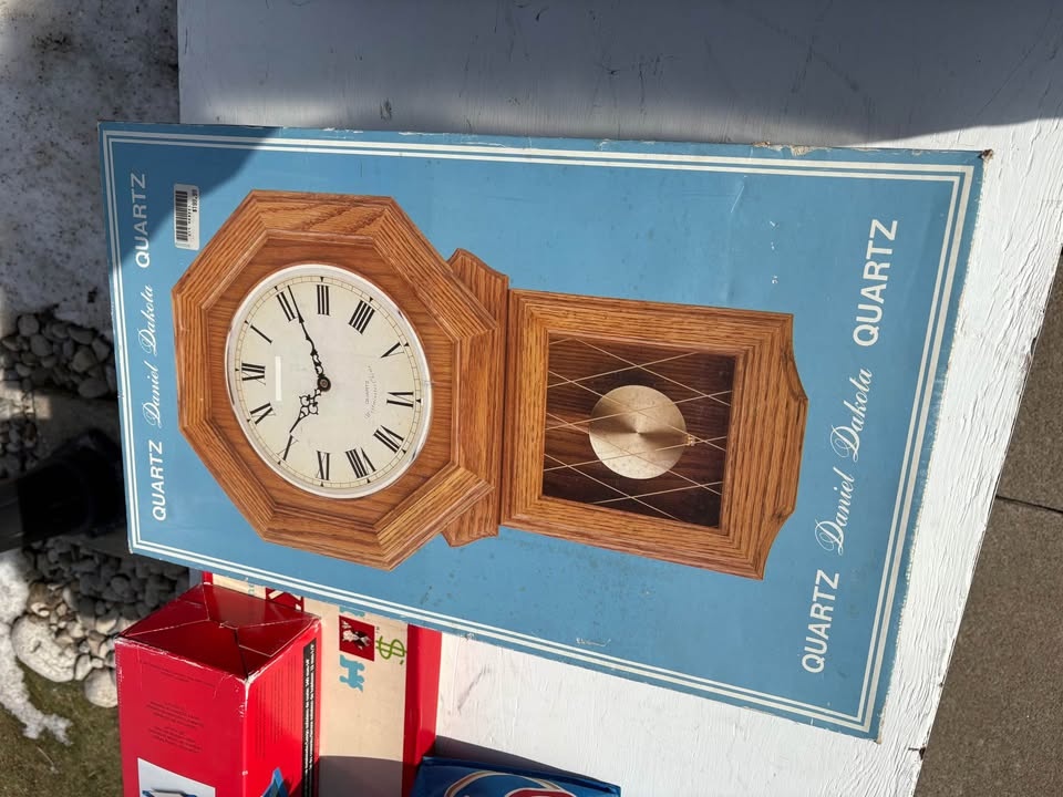 Brand new in the box wall clock - photo 4