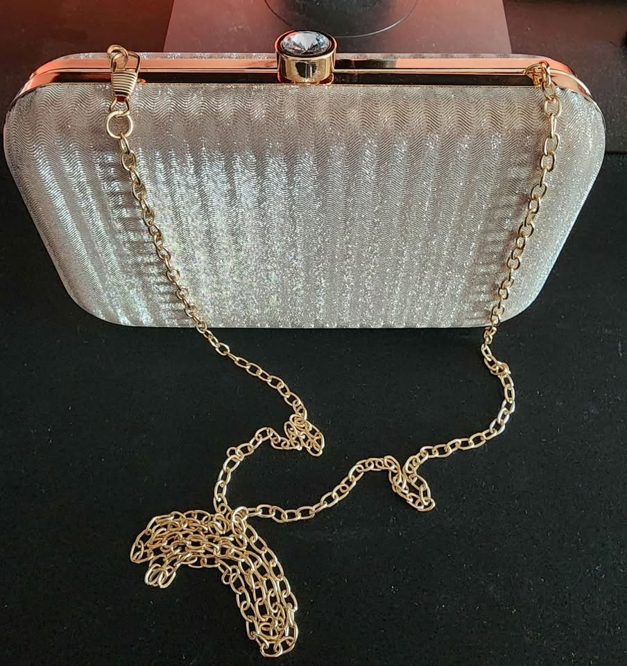 Golden clutch/sling bag/purse - photo 3