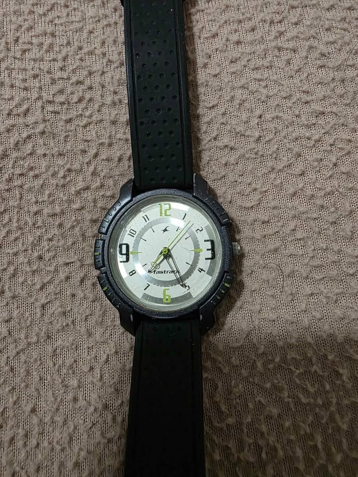 Fastrack watch for sale - photo 2