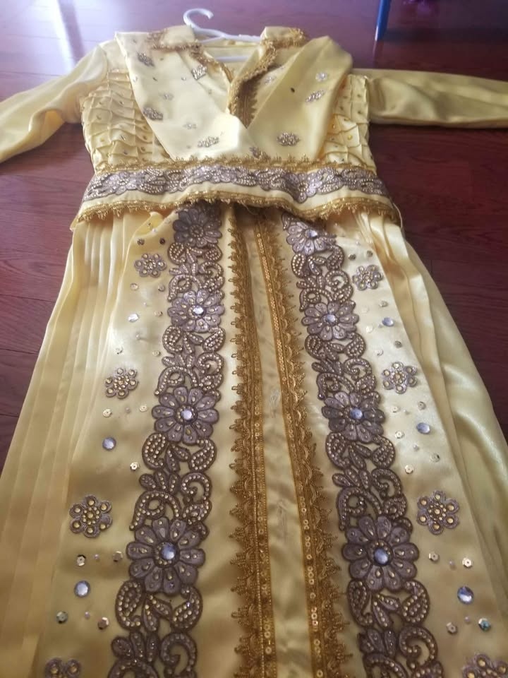 Custom Jurajama & Sybala Hindu Wedding Outfit - photo 2