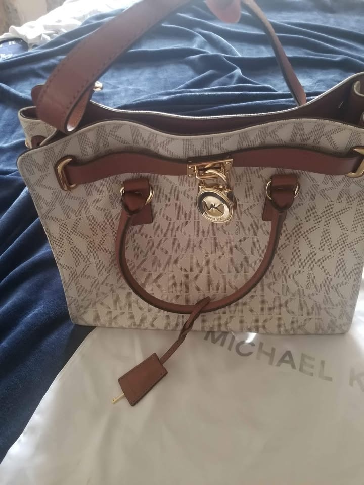 Michael Kors Handbag - photo 5