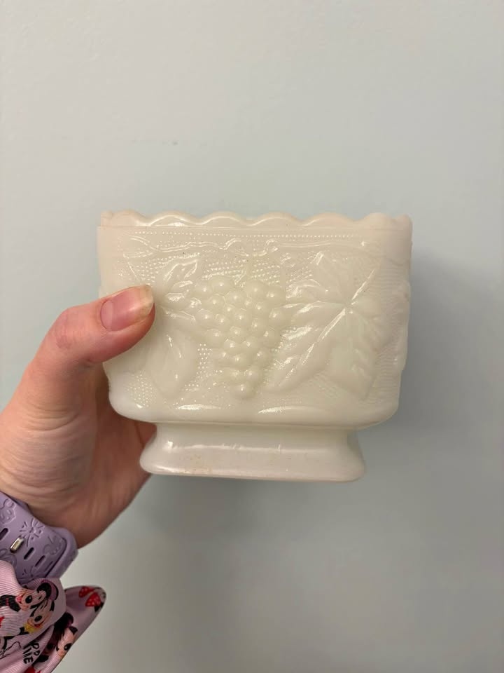Vintage Anchor Hocking Milk Glass Planter/Candy Dish
