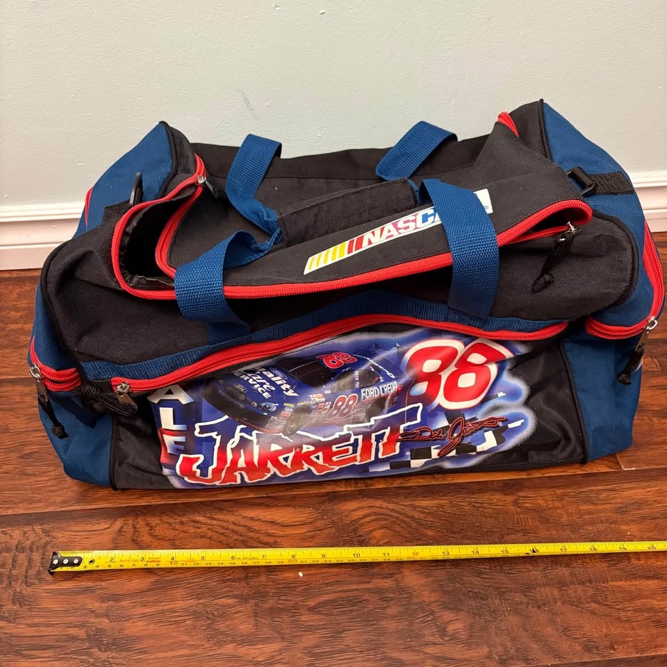 vintage NASCAR Dale Jarrett #88 racing duffle bag - photo 2
