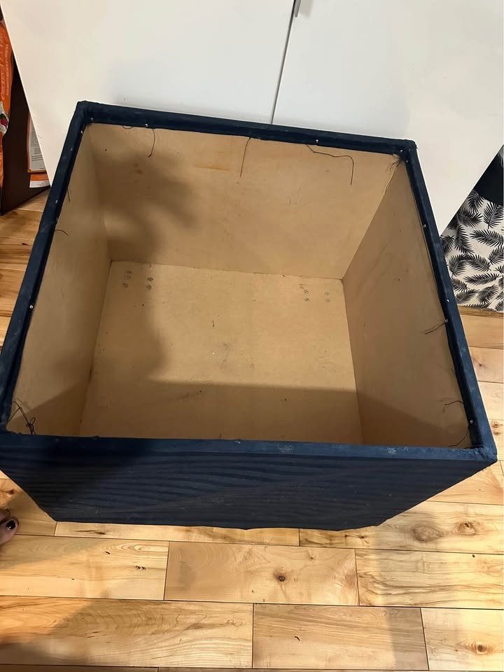 FREE Storage ottoman - photo 2