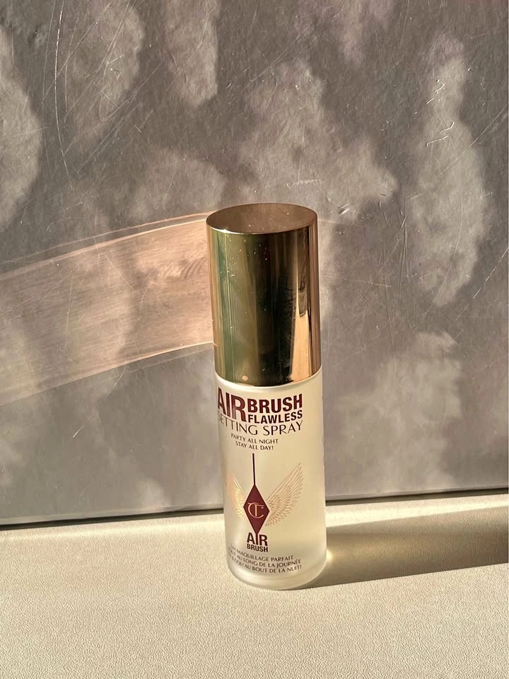 Charlotte Tilbury Airbrush Flawless Setting Spray