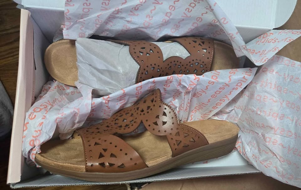 Easy spirit brown women sandals - photo 3