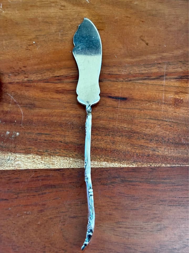Antique 1847 Rogers Bros. Butter Spreader Silver plated