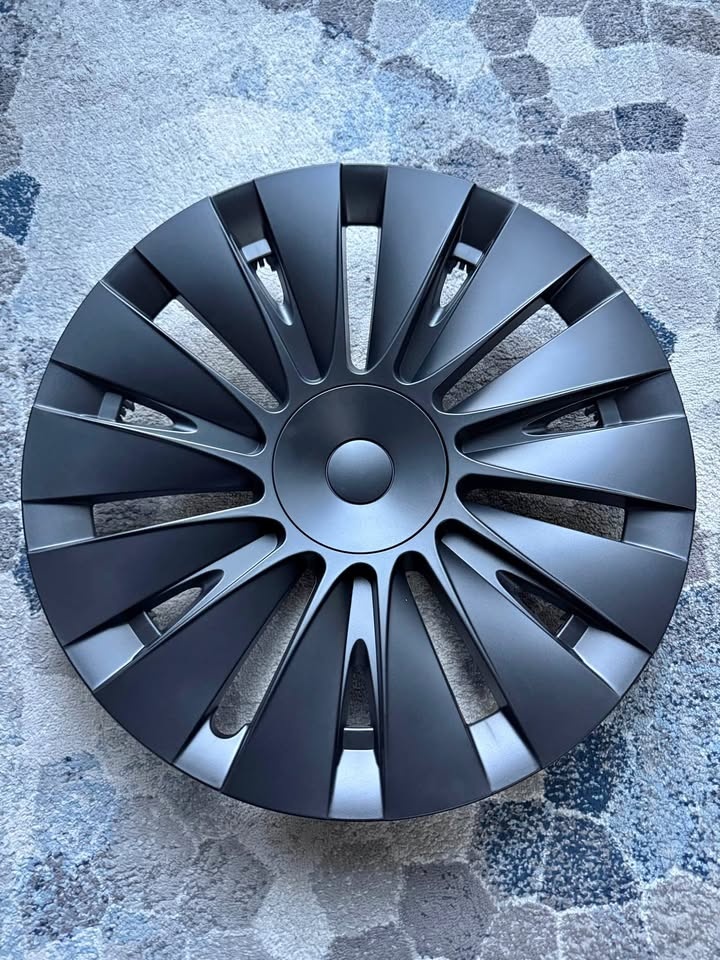 Tesla Model Y 19" Rim Covers (2019-2024)