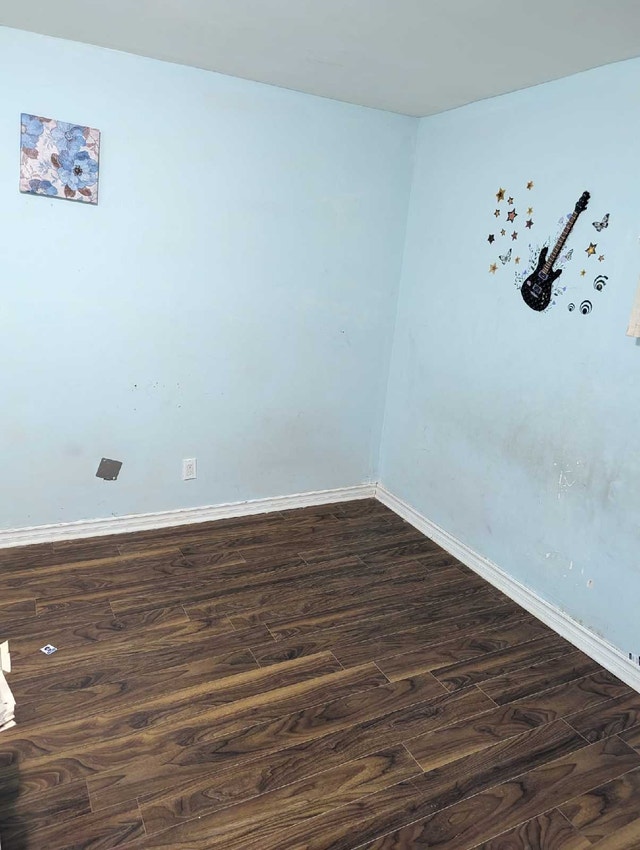 Walkout Basement for Rent - photo 2