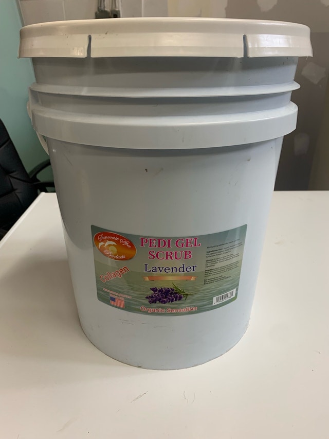 Summer Spa Pedi Gel Scrub Lavender