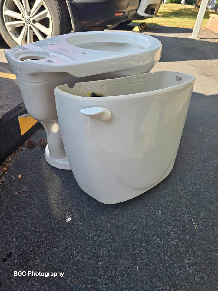 Free toilet