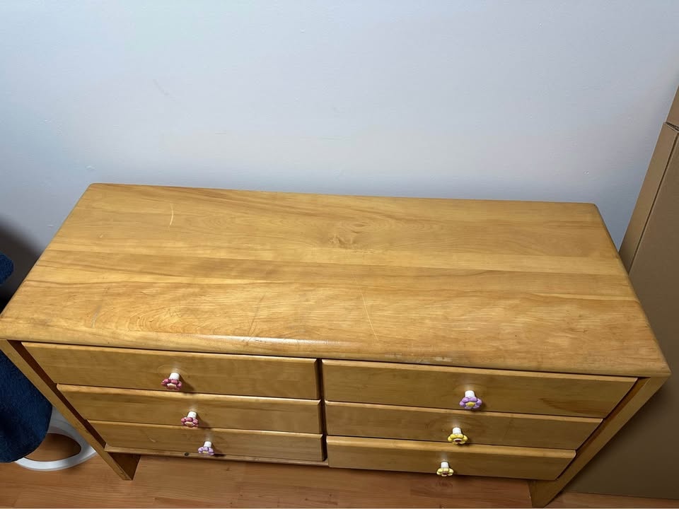 Wooden 6-Drawer Dresser with Flower Knobs - photo 2