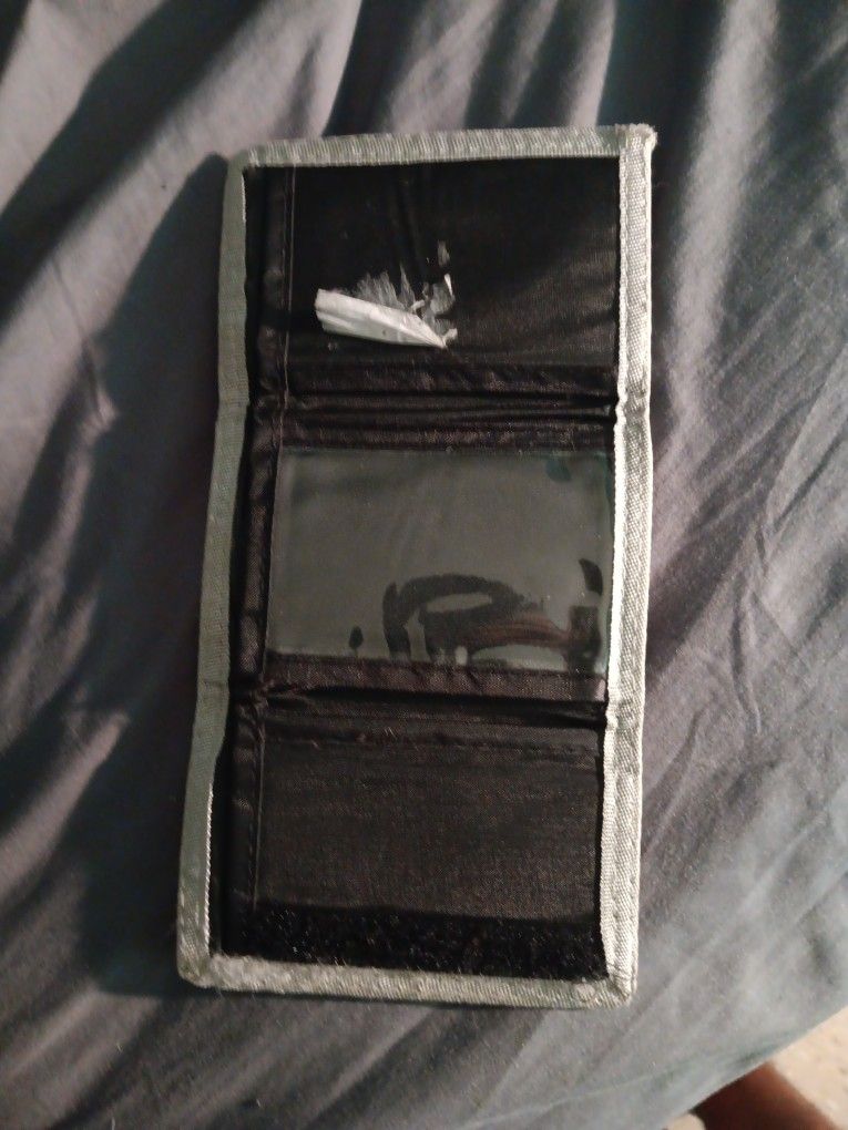 Design 100 Bill Wallet - photo 2