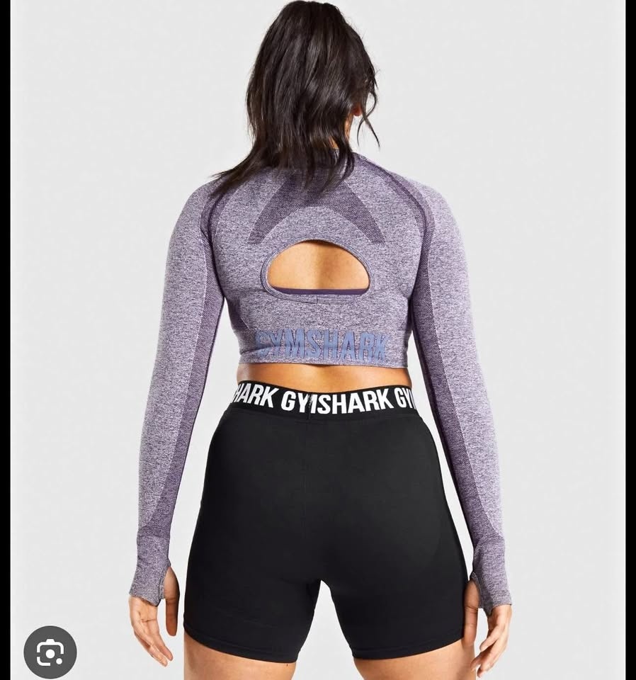 Long sleeve workout top